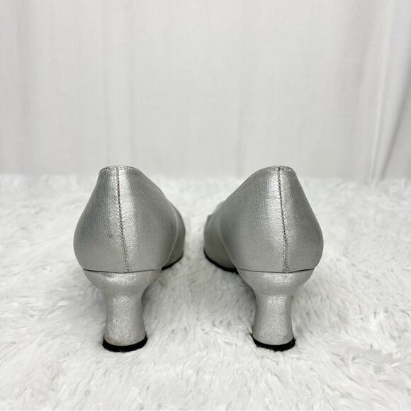 STUART WEITZMAN / vintage metallic silver jewel embellished pump heels / 6.5 - Picture 4 of 11